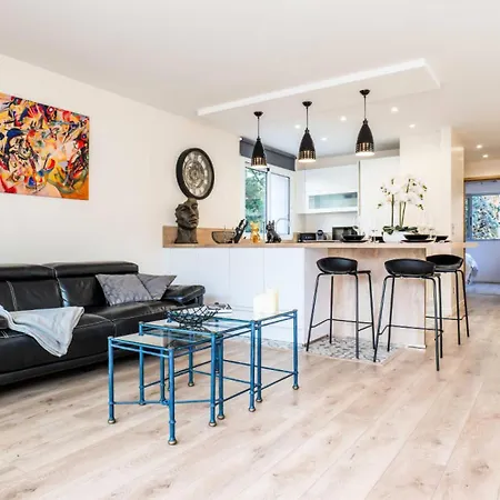 2 Pieces Terrasse A 8min A Pied Du Centre Parking - 2 Pieces Terrasse A 8min A Pied Du Centre Parking Mae-2553 公寓
