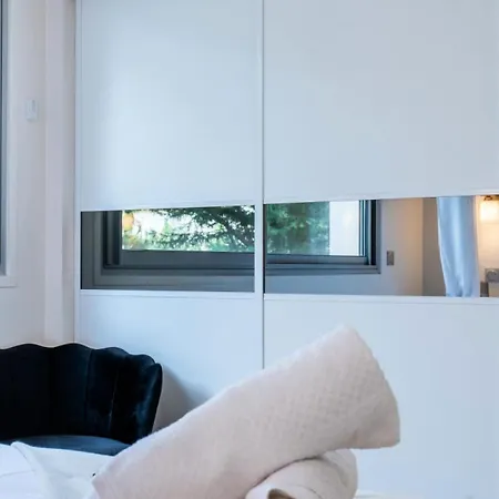 2 Pieces Terrasse A 8min A Pied Du Centre Parking - 2 Pieces Terrasse A 8min A Pied Du Centre Parking Mae-2553 Cannes