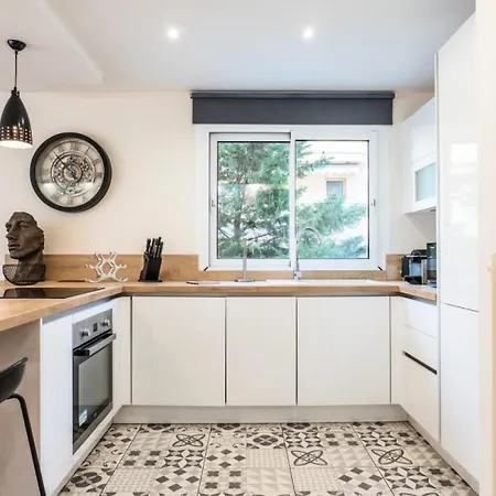 Lejlighed 2 Pieces Terrasse A 8min A Pied Du Centre Parking - 2 Pieces Terrasse A 8min A Pied Du Centre Parking Mae-2553