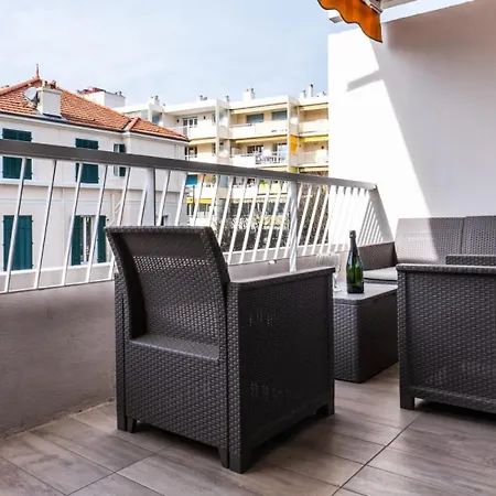2 Pieces Terrasse A 8min A Pied Du Centre Parking - 2 Pieces Terrasse A 8min A Pied Du Centre Parking Mae-2553 Cannes