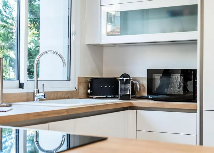 2 Pieces Terrasse A 8min A Pied Du Centre Parking - 2 Pieces Terrasse A 8min A Pied Du Centre Parking Mae-2553 * Cannes