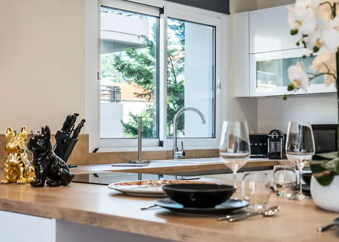 2 Pieces Terrasse A 8min A Pied Du Centre Parking - 2 Pieces Terrasse A 8min A Pied Du Centre Parking Mae-2553 Cannes