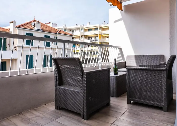 2 Pieces Terrasse A 8min A Pied Du Centre Parking - 2 Pieces Terrasse A 8min A Pied Du Centre Parking Mae-2553 Cannes