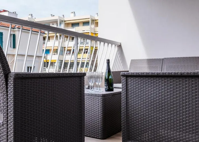 2 Pieces Terrasse A 8min A Pied Du Centre Parking - 2 Pieces Terrasse A 8min A Pied Du Centre Parking Mae-2553 Lejlighed Cannes